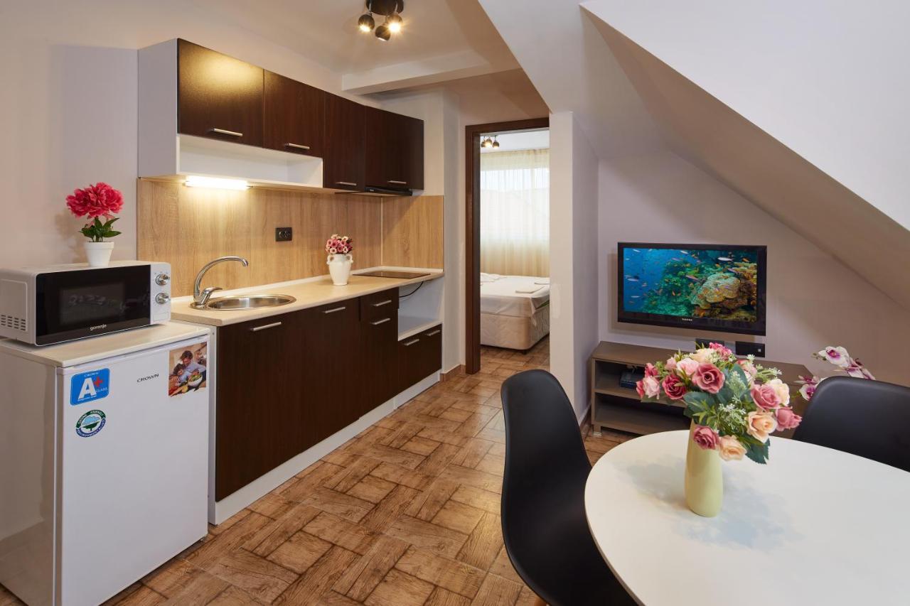 Feniks Apartments Несебр Экстерьер фото