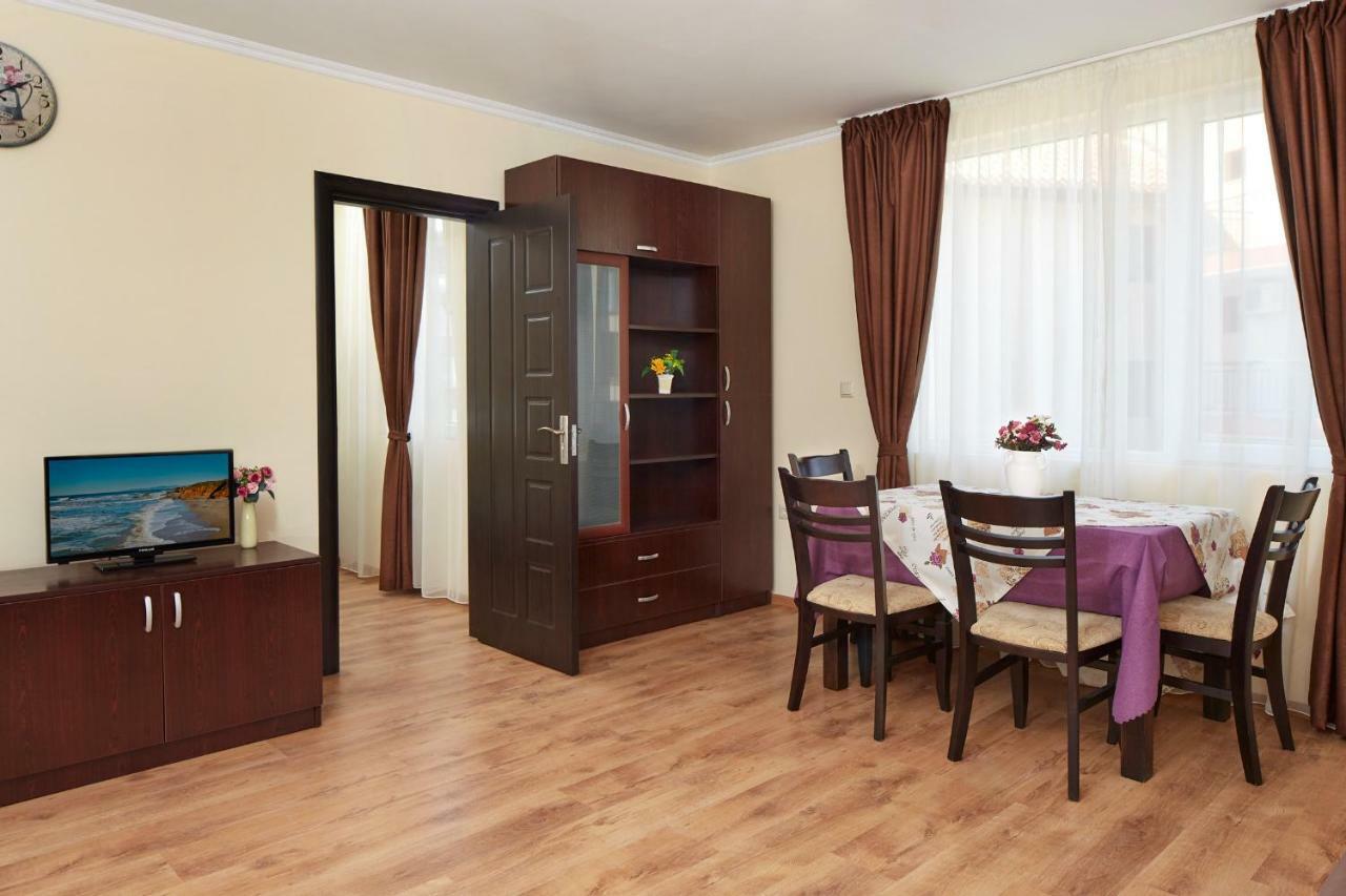 Feniks Apartments Несебр Экстерьер фото