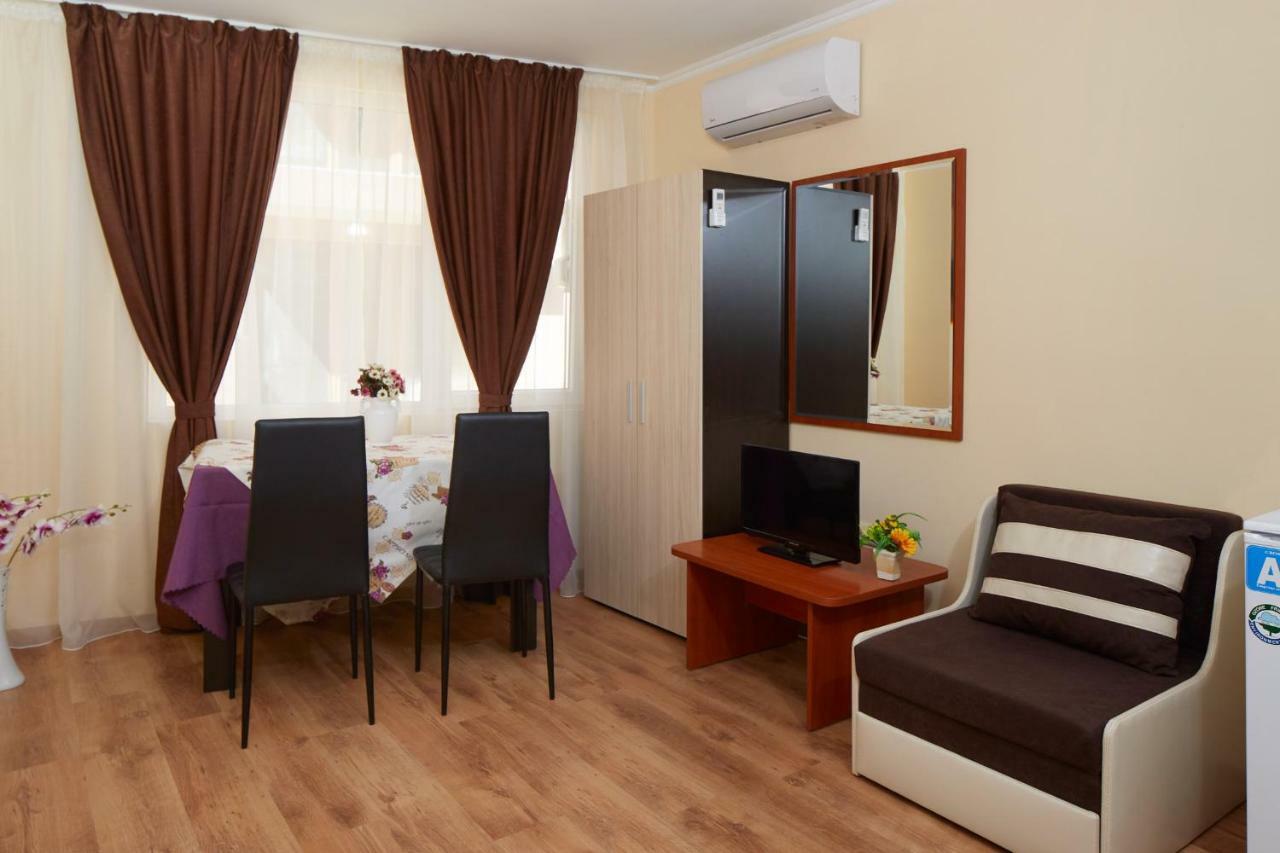 Feniks Apartments Несебр Экстерьер фото