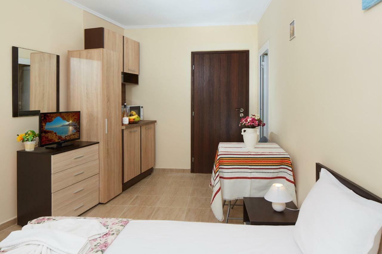 Feniks Apartments Несебр Экстерьер фото