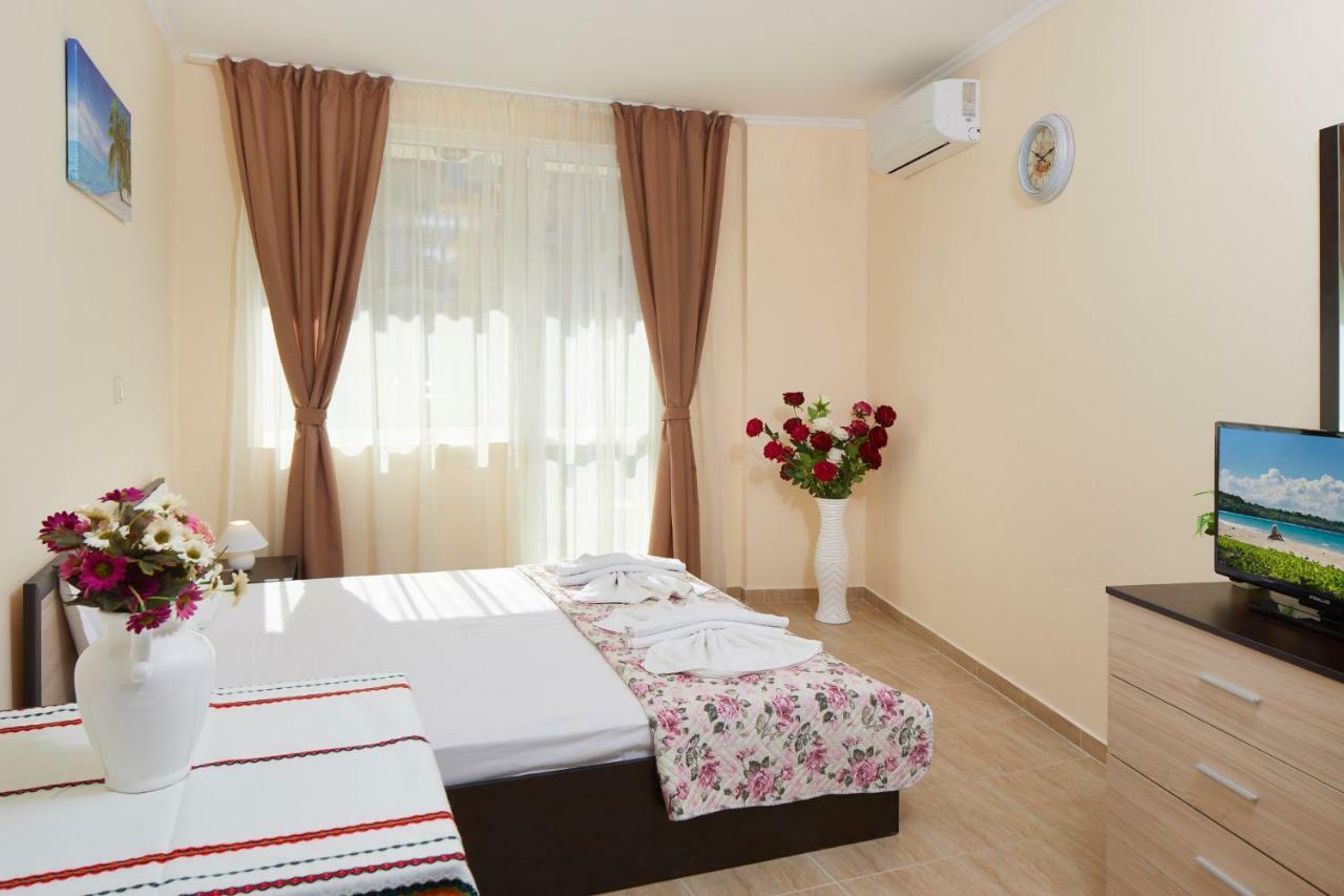 Feniks Apartments Несебр Экстерьер фото