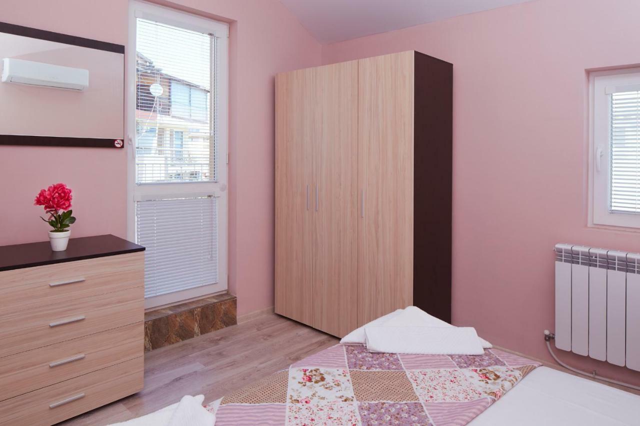 Feniks Apartments Несебр Экстерьер фото