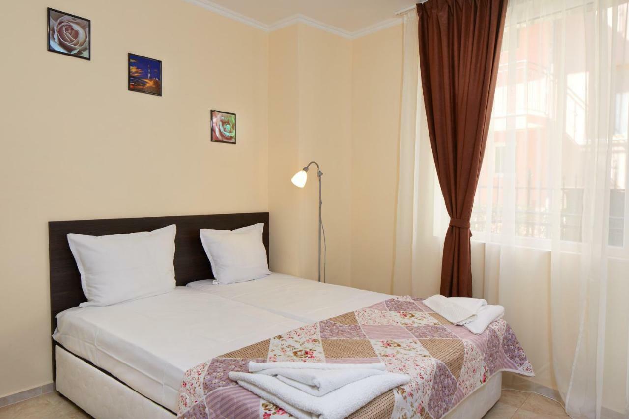Feniks Apartments Несебр Экстерьер фото